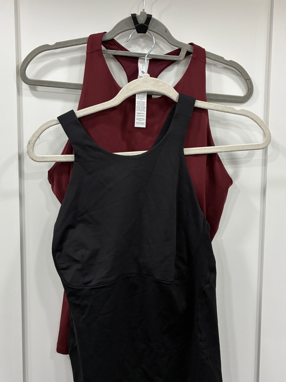 Lululemon Racerback Workout Tank Bundle Black & Burgundy Size Large-preowned